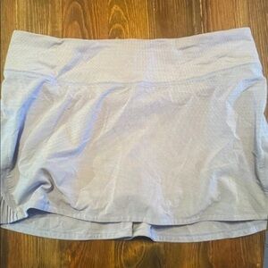 Lululemon Play Off The Pleats mid-rise skirt in serene blue